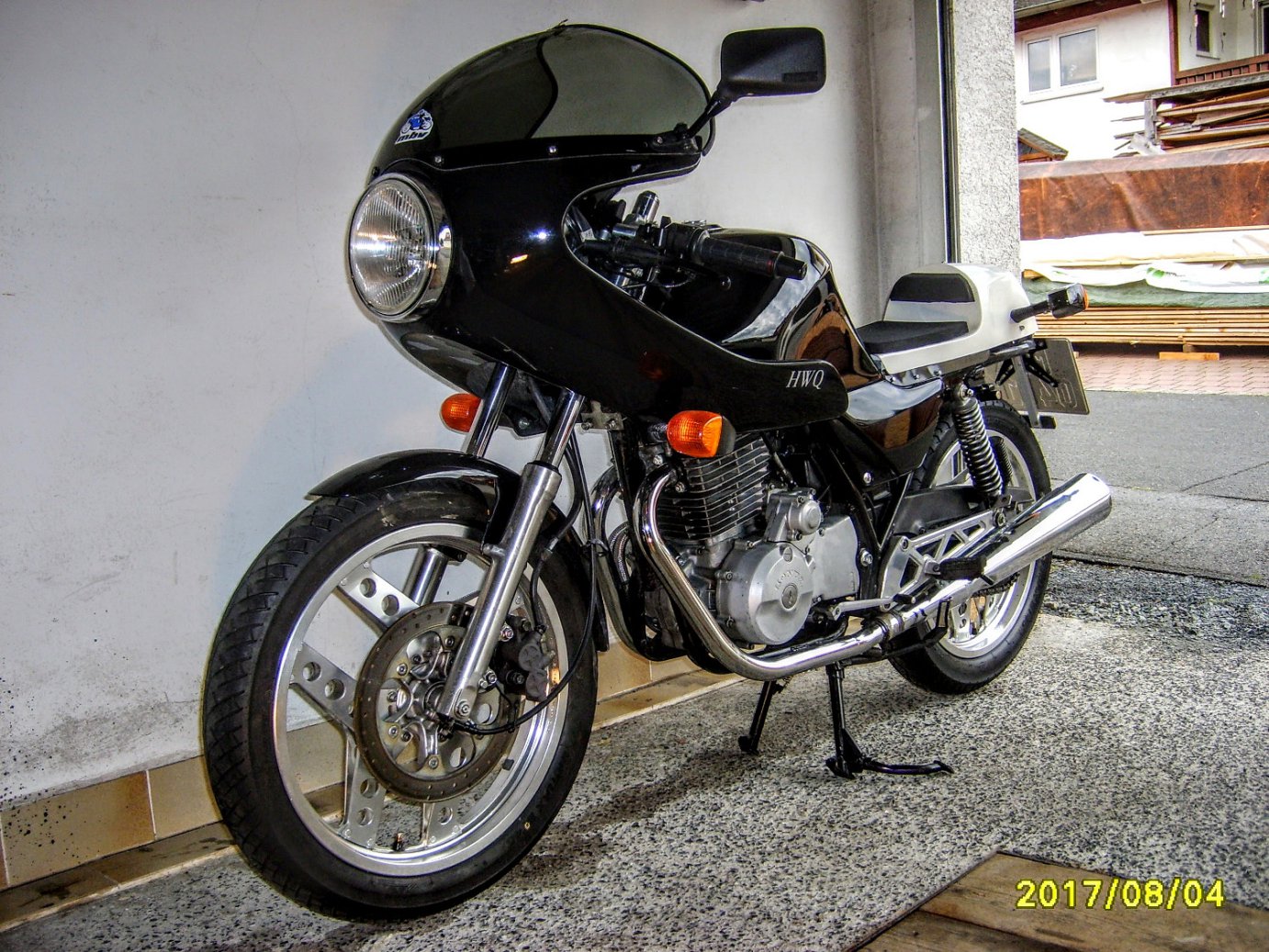 XBRCaferacer2.JPG