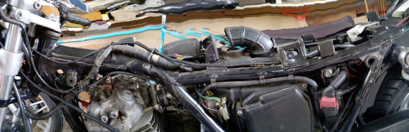PANO-wires_121511.jpg